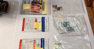 Dwaj mężczyźni usłyszeli zarzuty podrabiania pieniędzy